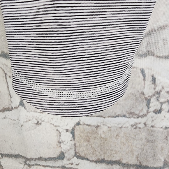 Lululemon Run Fast and Free Ruffle Crop  Wee Are From Space White Combo Size 4 - Picture 8 of 14
